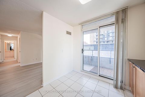 Photo 26 at 802 - 18 Spring Garden Avenue, Willowdale East, Toronto