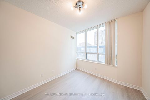Photo 31 at 802 - 18 Spring Garden Avenue, Willowdale East, Toronto