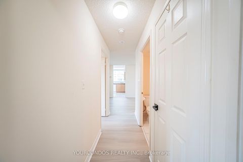Photo 35 at 802 - 18 Spring Garden Avenue, Willowdale East, Toronto