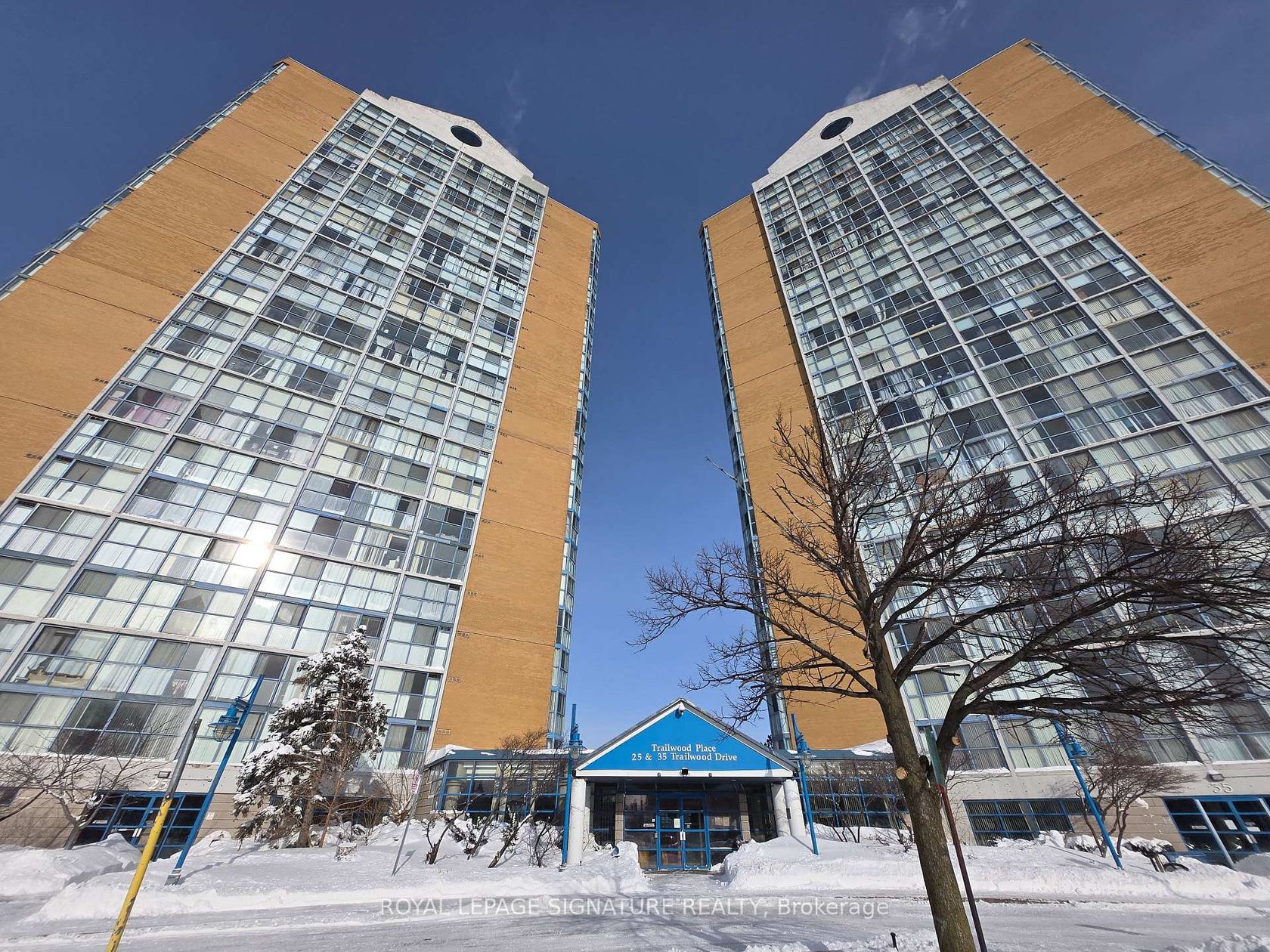 1606 - 25 Trailwood Drive, Hurontario, Mississauga 
