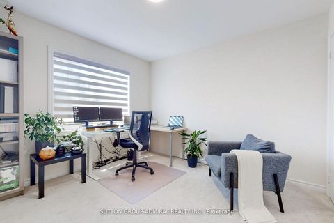 Photo 17 at 3 Cypress Point Street, Ardagh, Barrie