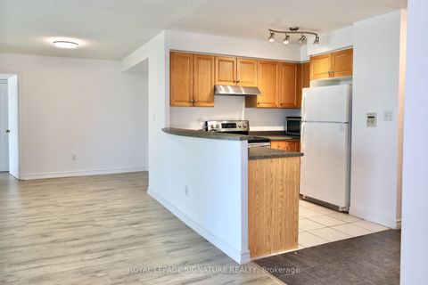 Photo 2 at 1116 - 7 Lorraine Drive, Willowdale West, Toronto