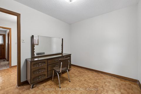 Photo 21 at 74 Minglehaze Drive, Jamestown, Toronto