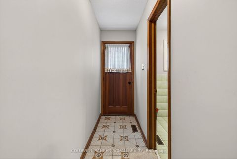 Photo 23 at 74 Minglehaze Drive, Jamestown, Toronto