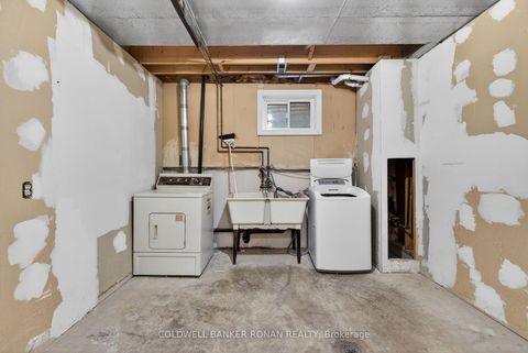 Photo 43 at 74 Minglehaze Drive, Jamestown, Toronto