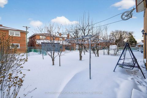 Photo 44 at 74 Minglehaze Drive, Jamestown, Toronto