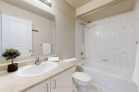 Photo 31 at 70 Brockley Drive, Bendale, Toronto