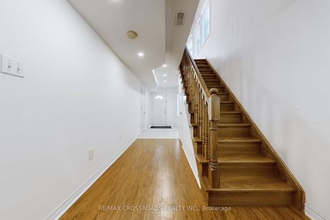 Photo 34 at 70 Brockley Drive, Bendale, Toronto