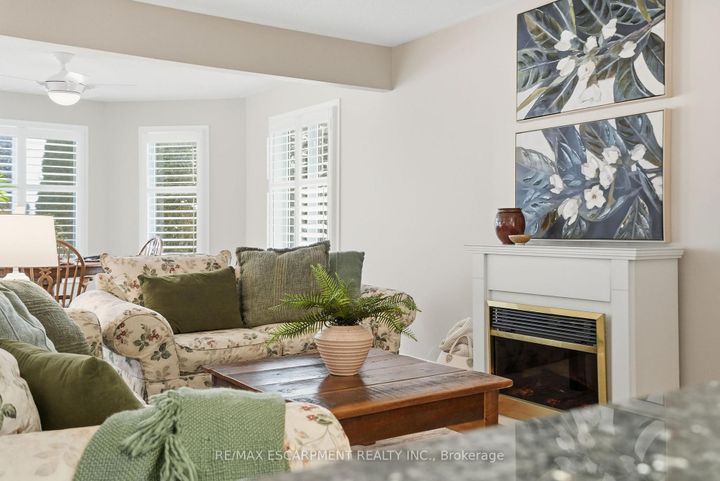 Photo 14 at 148 Glenariff Drive, Rural Flamborough, Hamilton