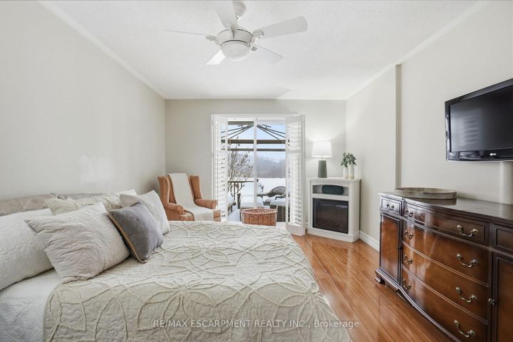 Photo 24 at 148 Glenariff Drive, Rural Flamborough, Hamilton