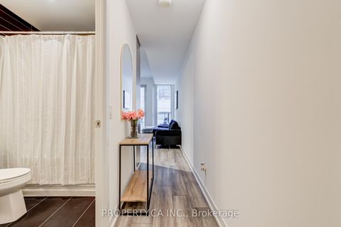 Photo 12 at 1713 - 87 Peter Street, Waterfront Communities C1, Toronto