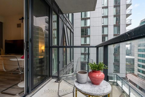 Photo 14 at 1713 - 87 Peter Street, Waterfront Communities C1, Toronto