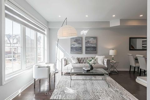 Photo 1 at 3 - 12 Eaton Park Lane, L'Amoreaux, Toronto