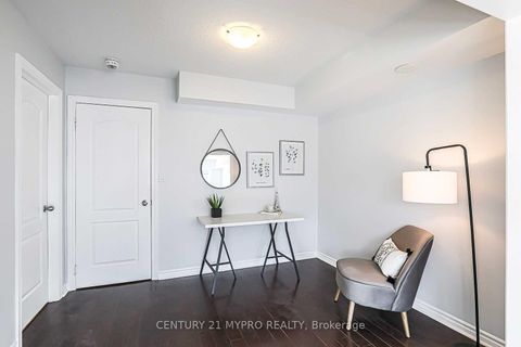 Photo 7 at 3 - 12 Eaton Park Lane, L'Amoreaux, Toronto