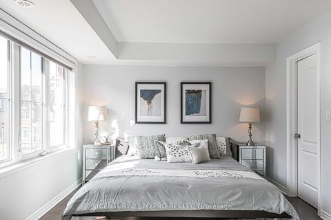 Photo 8 at 3 - 12 Eaton Park Lane, L'Amoreaux, Toronto