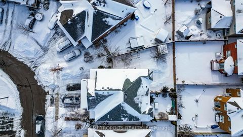 Photo 23 at 63 Echo Ridge Crescent, Sonoma Heights, Vaughan