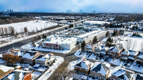 Photo 27 at 63 Echo Ridge Crescent, Sonoma Heights, Vaughan