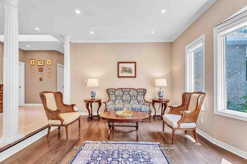 Photo 7 at 15 Treegrove Circle, Hills of St Andrew, Aurora