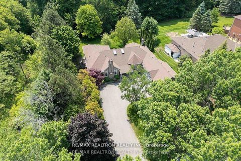 Photo 48 at 15 Treegrove Circle, Hills of St Andrew, Aurora