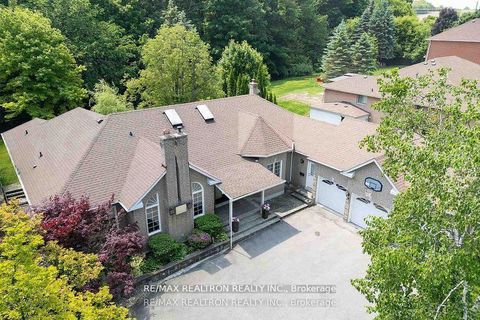 Photo 49 at 15 Treegrove Circle, Hills of St Andrew, Aurora