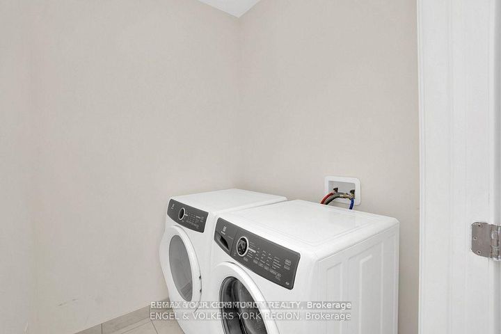 Photo 33 at 29 Nardini Lane N, South Richvale, Richmond Hill