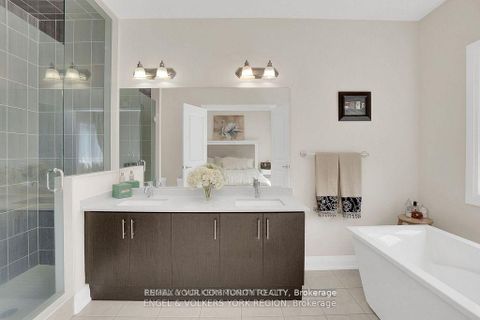 Photo 26 at 29 Nardini Lane N, South Richvale, Richmond Hill