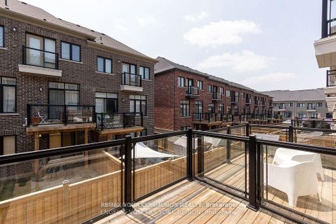 Photo 38 at 29 Nardini Lane N, South Richvale, Richmond Hill