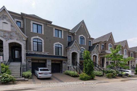 Photo 40 at 29 Nardini Lane N, South Richvale, Richmond Hill