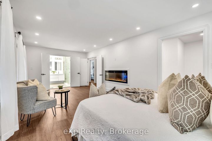 Photo 15 at 877 Kingsway Drive, LaSalle, Burlington