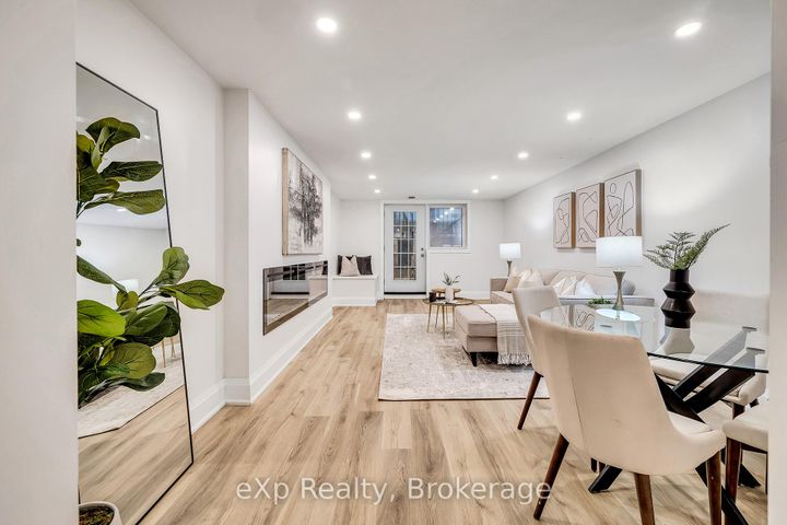 Photo 33 at 877 Kingsway Drive, LaSalle, Burlington