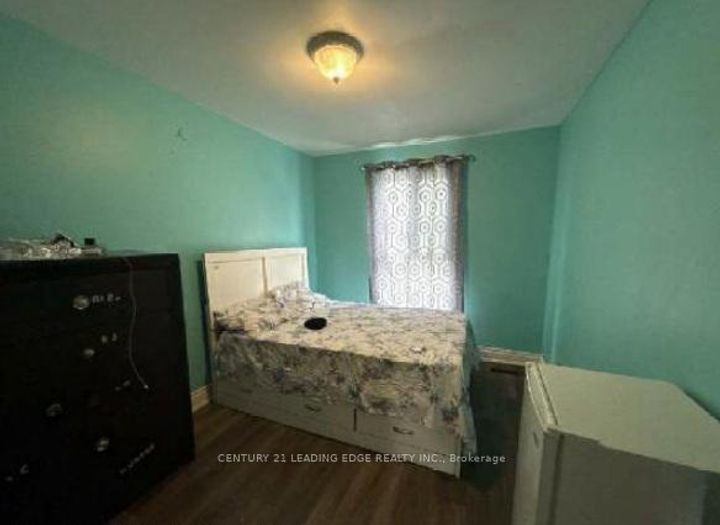 Photo 14 at 135 - 245 Fleetwood Crescent, Southgate, Brampton