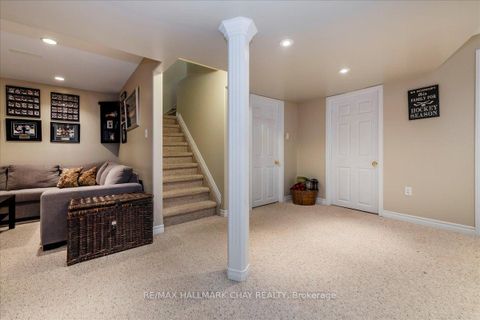 Photo 15 at 13 TEAL Place, Painswick South, Barrie