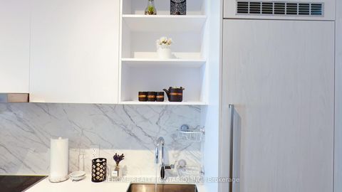 Photo 7 at 6210 - 55 Cooper Street S, Waterfront Communities C8, Toronto