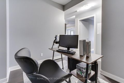 Photo 18 at 618 - 199 Richmond Street W, Waterfront Communities C1, Toronto