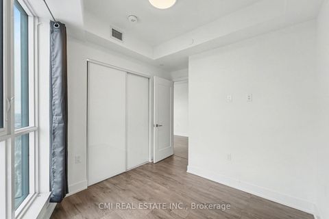 Photo 12 at 3317 - 585 Bloor Street E, North St. James Town, Toronto