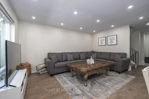 Photo 8 at 13 - 23 Four Winds Drive, York University Heights, Toronto