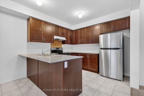 Photo 11 at 8 Grieve Street, Sutton & Jackson's Point, Georgina