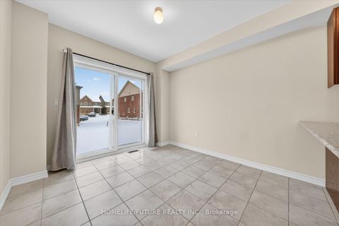 Photo 14 at 8 Grieve Street, Sutton & Jackson's Point, Georgina