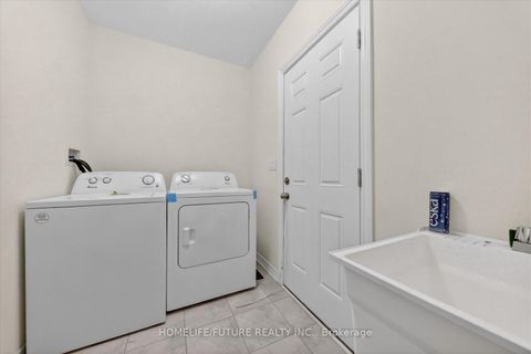 Photo 15 at 8 Grieve Street, Sutton & Jackson's Point, Georgina