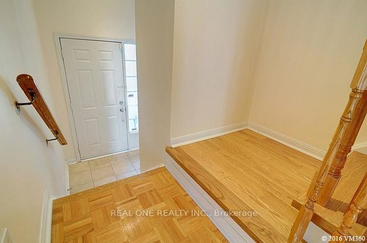 Photo 1 at 37 - 80 Acorn Place, Hurontario, Mississauga