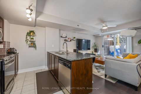 Photo 15 at 130 - 25 Turntable Crescent, Junction, Toronto