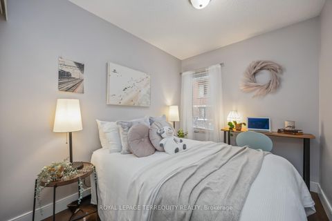 Photo 26 at 130 - 25 Turntable Crescent, Junction, Toronto