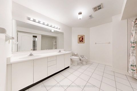 Photo 39 at 50 Oakhurst Drive, Beverley Glen, Vaughan