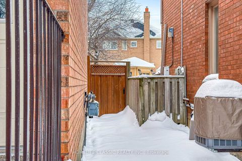 Photo 41 at 50 Oakhurst Drive, Beverley Glen, Vaughan