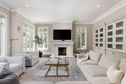 Photo 5 at 67 Kingsway Crescent, Kingsway South, Toronto