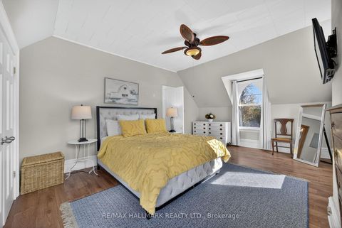 Photo 14 at 84 Wellington Street E, Wellington, Barrie