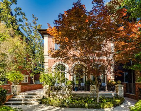 Photo 2 at 92 South Drive, Moore Park, Toronto