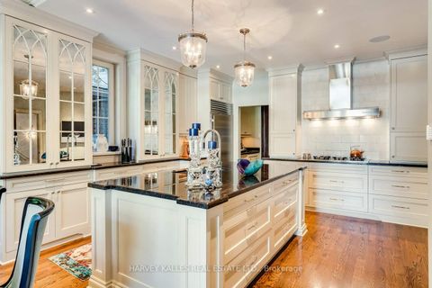 Photo 13 at 92 South Drive, Moore Park, Toronto