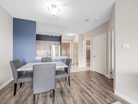 Photo 4 at 1029 - 600 Queens Quay W, Waterfront Communities C1, Toronto