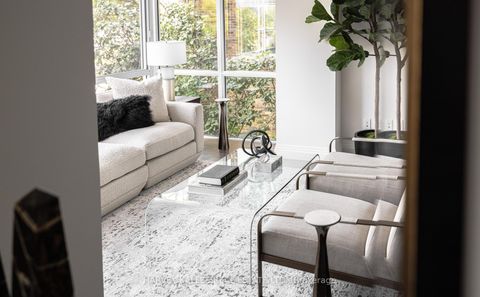 Photo 6 at 123 - 1 Benvenuto Place, Casa Loma, Toronto